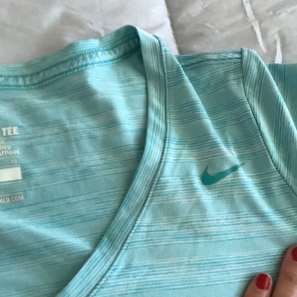Nike top